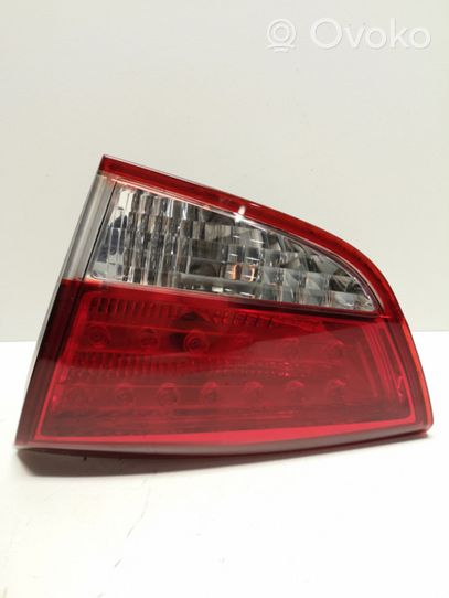 Hyundai ix35 Lampy tylnej klapy bagażnika 924062Y0