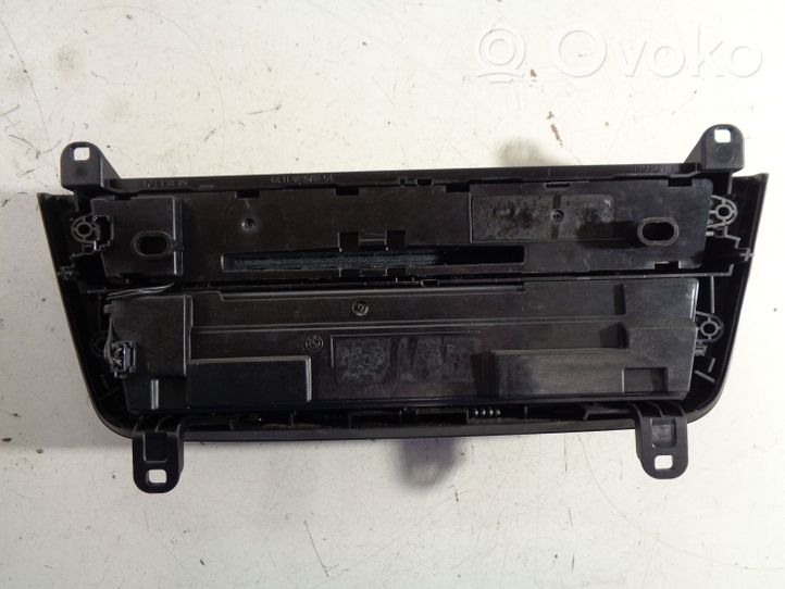 BMW 3 F30 F35 F31 Gaisa kondicioniera / klimata kontroles / salona apsildes vadības bloks (salonā) 9226784