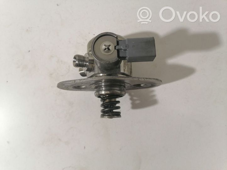 BMW 3 F30 F35 F31 Mekaaninen polttoainepumppu 7584461