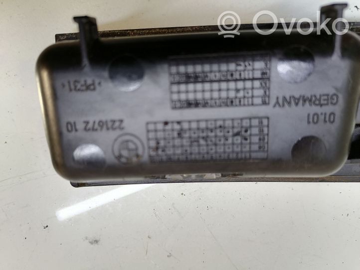 BMW 3 F30 F35 F31 Peleninė panelėje 221672