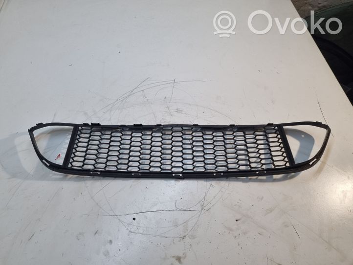 BMW 3 E92 E93 Mascherina inferiore del paraurti anteriore 8047402