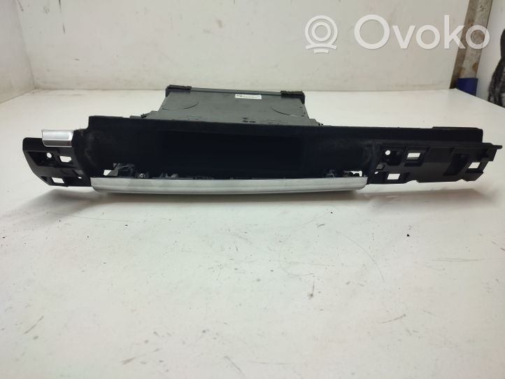 BMW 7 F01 F02 F03 F04 Boîte / compartiment de rangement pour tableau de bord 9119797