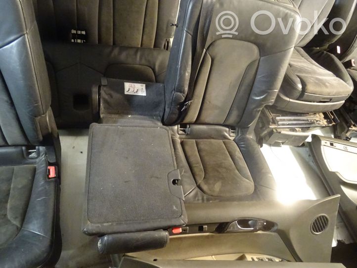 Audi Q7 4L Комплект салона komplektas 