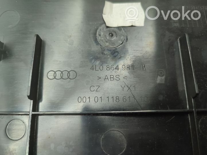 Audi Q7 4L Stalčiukas 4L0864981