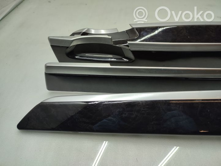 BMW 7 F01 F02 F03 F04 Set di rivestimento del pannello della portiera 9151206