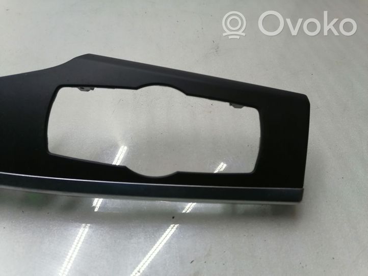 BMW 3 E90 E91 Moldura del panel (Usadas) 9184125