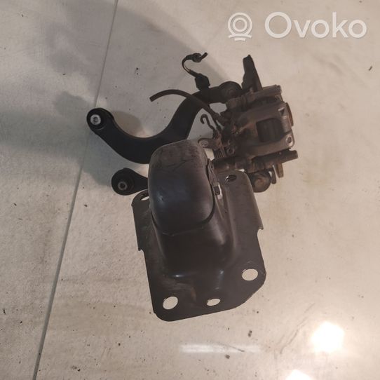 Volkswagen Touran II Pivot de moyeu arrière 5Q0505323C