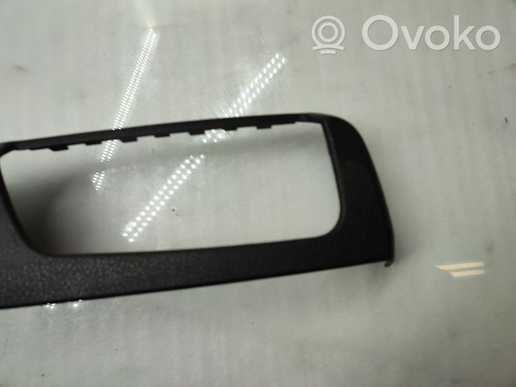 BMW 4 F32 F33 Cornice di rivestimento della regolazione del sedile della portiera anteriore 7228290