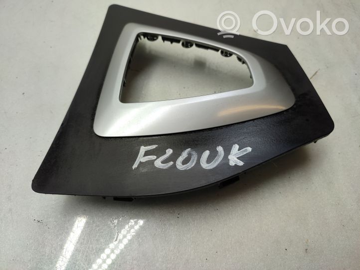 BMW 1 F20 F21 Rivestimento in plastica cornice della leva del cambio 9207316