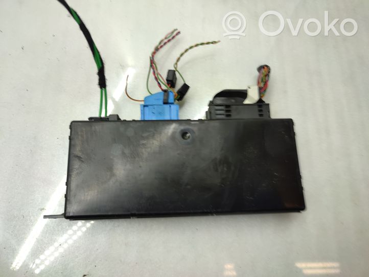 BMW 5 F10 F11 Gateway control module 9243211