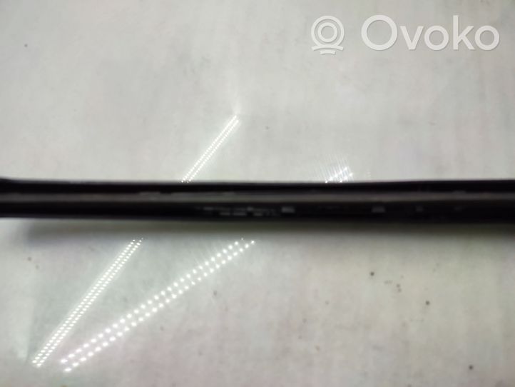 BMW 5 F10 F11 Brazo del limpiaparabrisas trasero 7066175