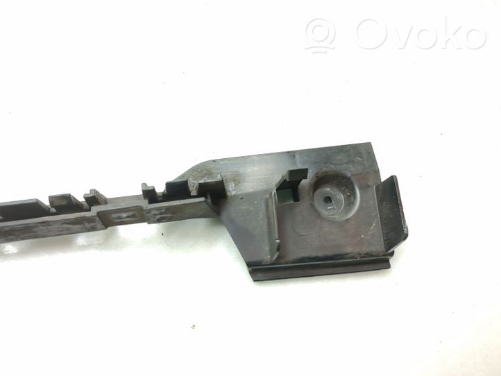 BMW 1 E81 E87 Supporto di montaggio del parafango 7184356