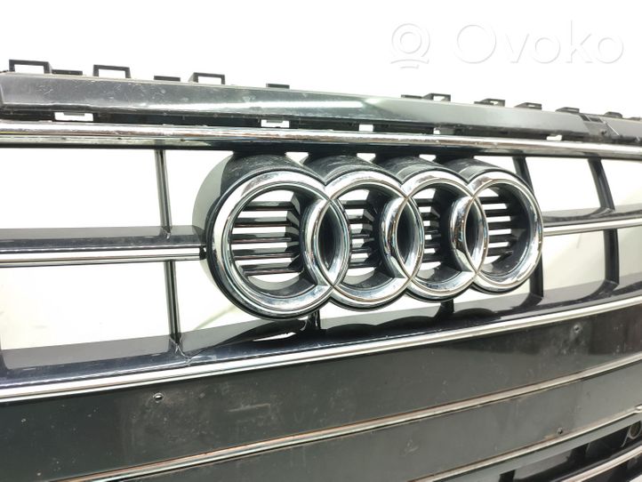 Audi A4 S4 B9 8W Maskownica / Grill / Atrapa górna chłodnicy 8W0853651DF