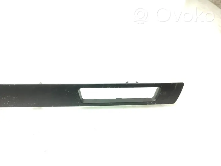 BMW 3 E92 E93 Dashboard glove box trim 7130743