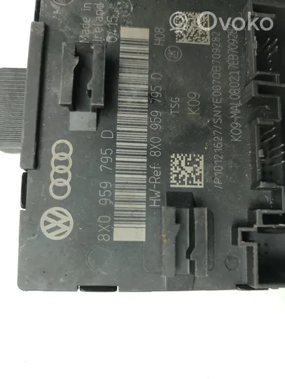 Audi A1 Oven ohjainlaite/moduuli 8X0959795D