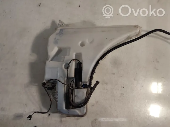 BMW 3 E92 E93 Windshield washer fluid reservoir/tank 7157146