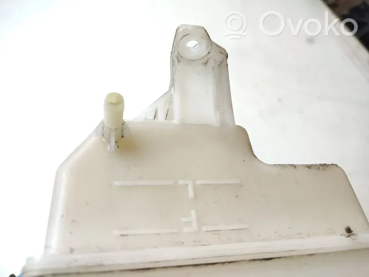 Hyundai i30 Coolant expansion tank/reservoir 