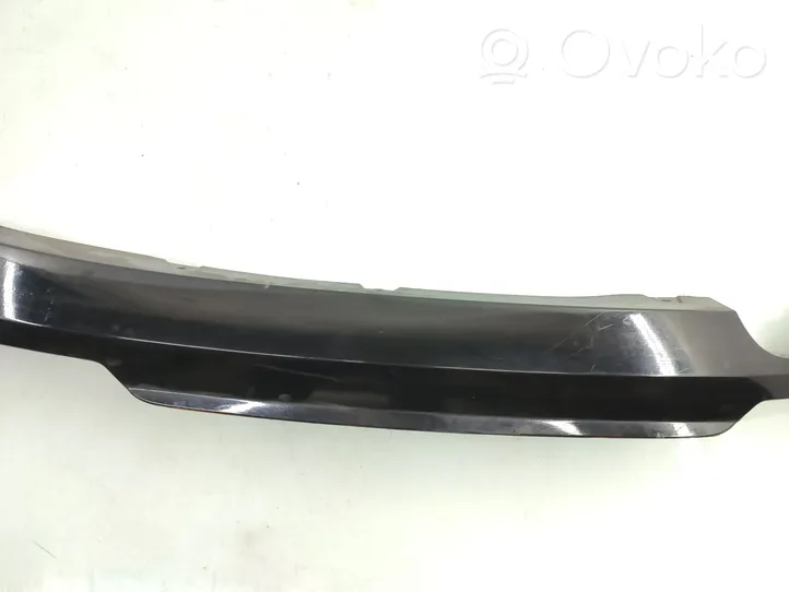 BMW 4 F32 F33 Modanatura della barra di rivestimento del paraurti anteriore 15857711