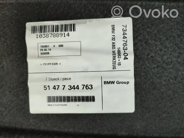 BMW 4 F32 F33 Įrankių daiktadėžė 7344763