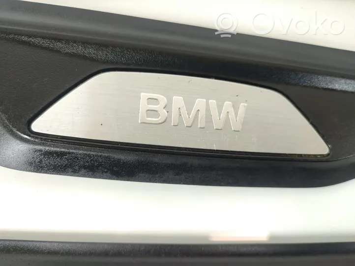 BMW 3 F30 F35 F31 Kynnysverhoilusarja (sisä) 7289216