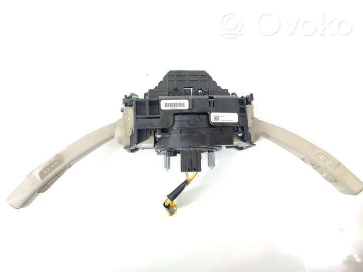 Volvo V70 Wiper turn signal indicator stalk/switch 31313849
