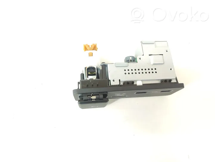Land Rover Discovery Sport Connecteur/prise USB JPLA19E110BB