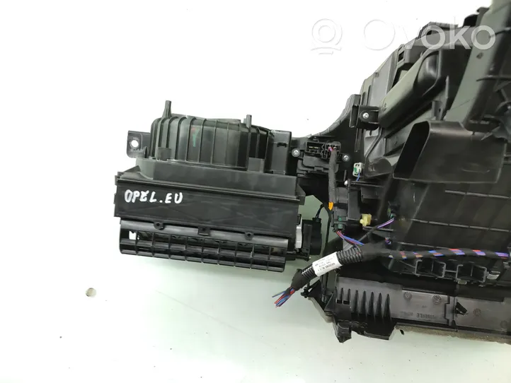 Opel Astra K Interior heater climate box assembly 39180172