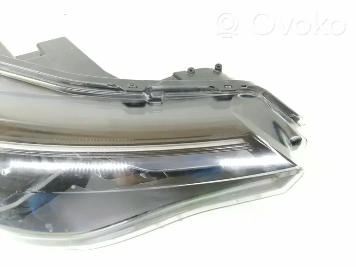 Renault Zoe Headlight/headlamp 260102384R