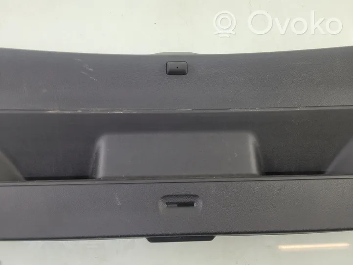 Volkswagen Polo V 6R Tailgate trim 6R6867601A