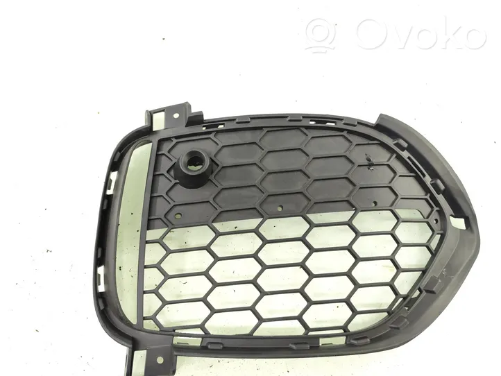 BMW X5 F15 Grille inférieure de pare-chocs avant 8053883