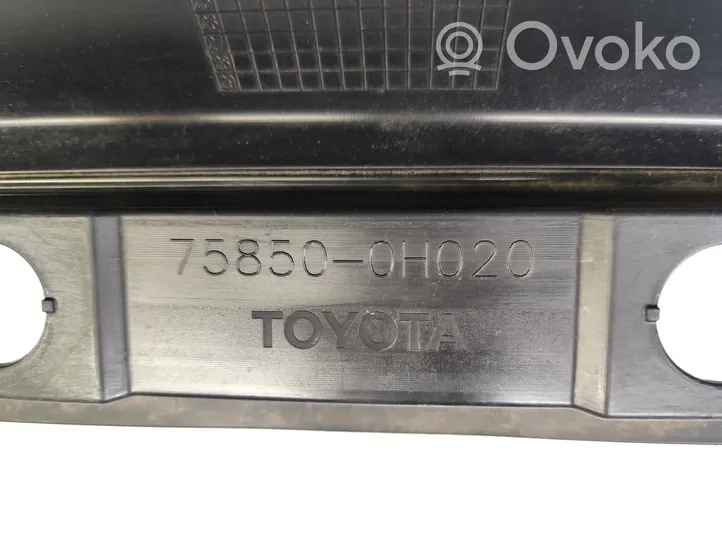 Toyota Aygo AB40 Slenkstis 758500H020