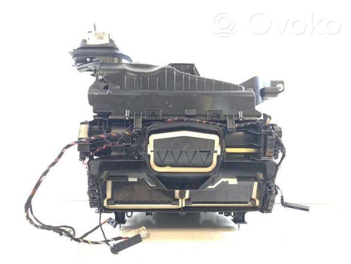 BMW 5 G30 G31 Radiatore riscaldamento abitacolo 9361709