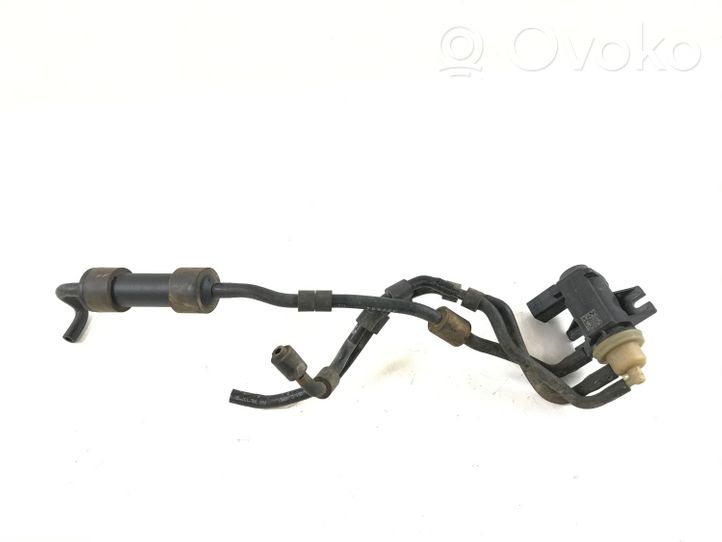 Volkswagen Golf VII Valve vacuum 1K0906627B