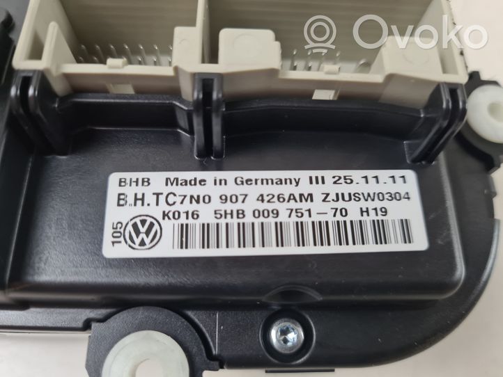 Volkswagen PASSAT B7 Ilmastoinnin ohjainlaite 5HB009751