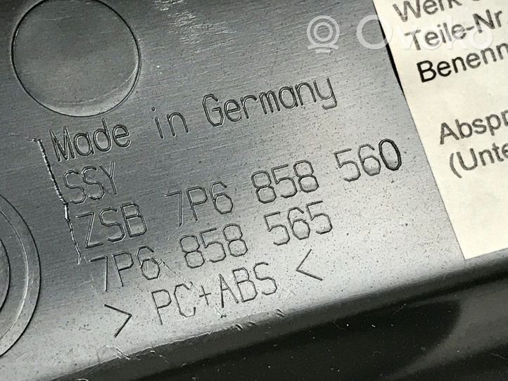 Volkswagen Touareg II Garniture de tableau de bord 7P6858565