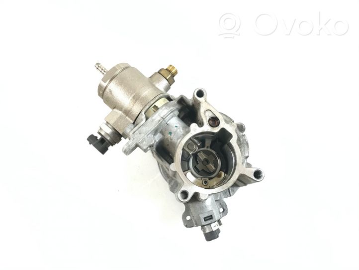 Audi A4 S4 B8 8K Mekaaninen polttoainepumppu 06J145109G