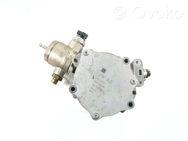 Audi A4 S4 B8 8K Pompa del carburante meccanica 06J145109G