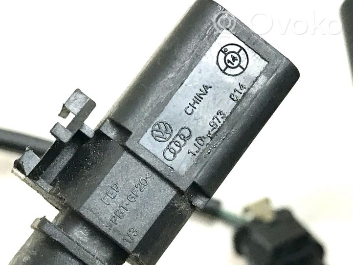 Audi Q5 SQ5 Fuel injector wires 06H971627B