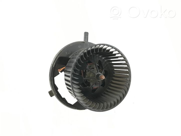 Audi Q3 8U Ventola riscaldamento/ventilatore abitacolo 1K1820015L