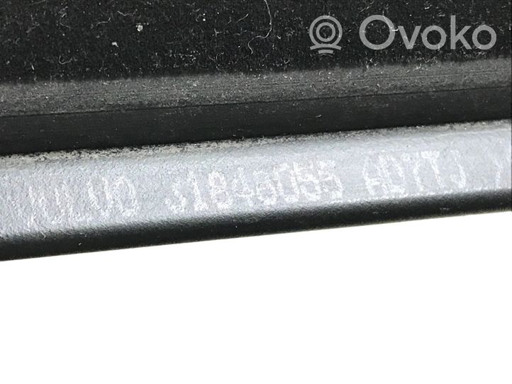 Volvo S90, V90 Aizmugurē durvju stikla apdare 31848055