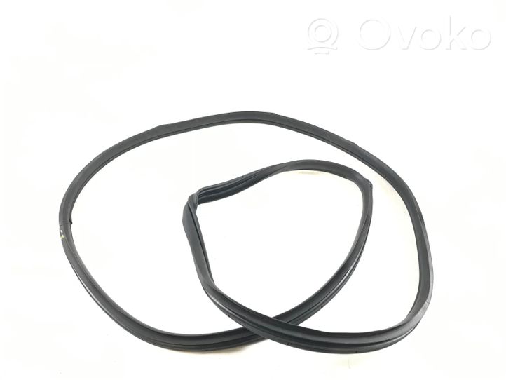 Hyundai Tucson TL Rear door rubber seal (on body) 