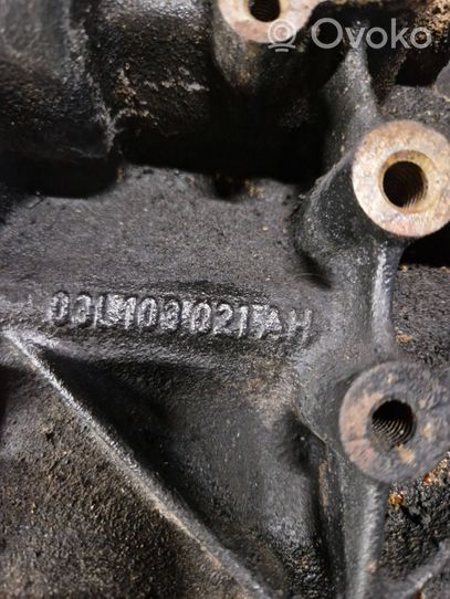 Volkswagen PASSAT B6 Bloc moteur 03L103021AH