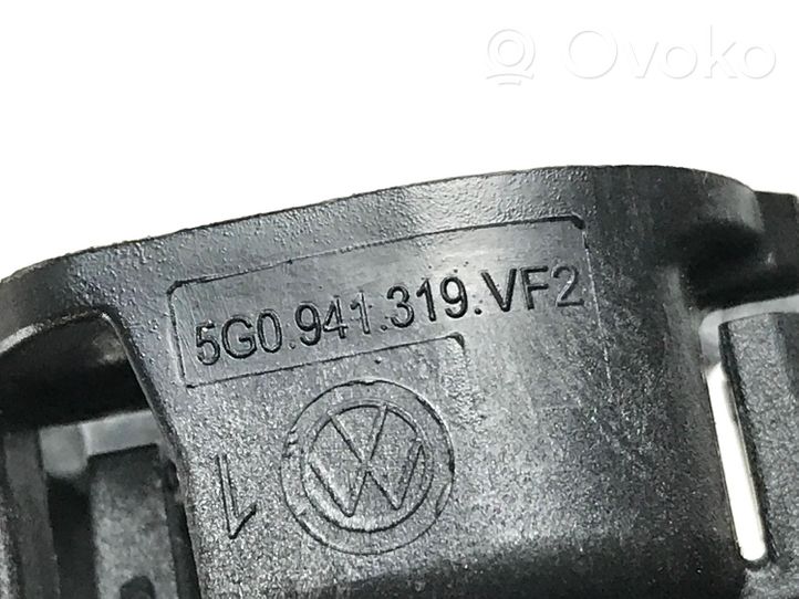 Volkswagen Golf VII Element lampy przedniej 5G0941319