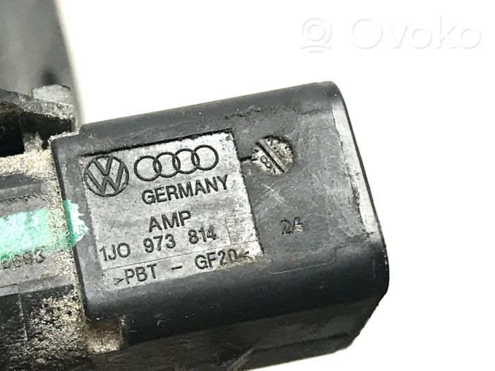 Audi A4 S4 B9 Wiązka wtryskiwaczy 06L971627T