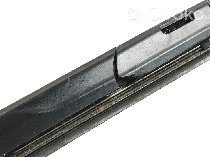 Chevrolet Malibu Windshield/front glass wiper blade 752