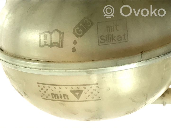 Skoda Octavia Mk3 (5E) Vase d'expansion / réservoir de liquide de refroidissement 5Q0121407A