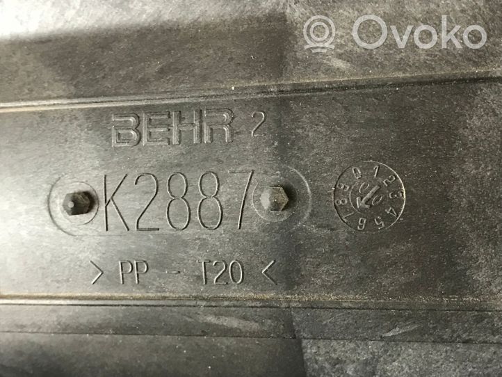 Audi Q5 SQ5 Sisälämmityksen ilmastoinnin korin kokoonpano 8K1820005BB