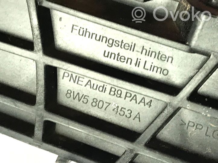 Audi A4 S4 B9 8W Galinis laikiklis bamperio 8W5807453A