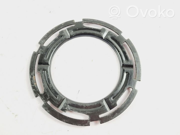 Nissan Pathfinder R52 Bague de verrouillage pour réservoir de carburant 