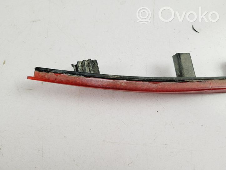 Audi A4 S4 B9 Odblask lampy tylnej 8W0945105C